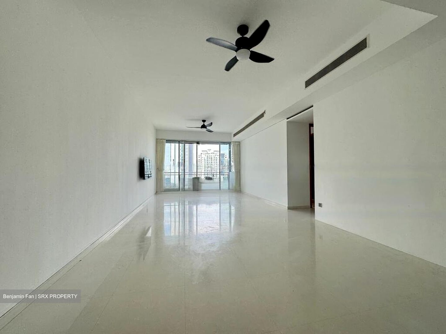 M21 (D11), Apartment #624098051
